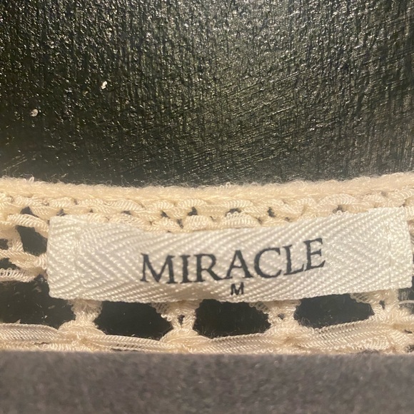 Slouchy Style Knit Sweater - Picture 3 of 4